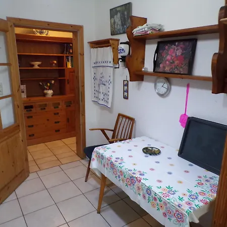 Apartment Helmut Erdgeschoss 2 Schlafzimmer Mit Innenhof Niederdorla