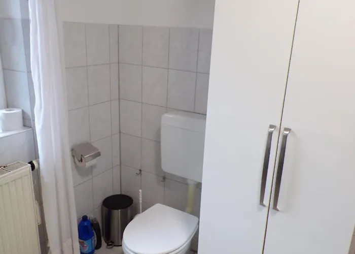 Helmut Erdgeschoss 2 Schlafzimmer Mit Innenhof * Niederdorla